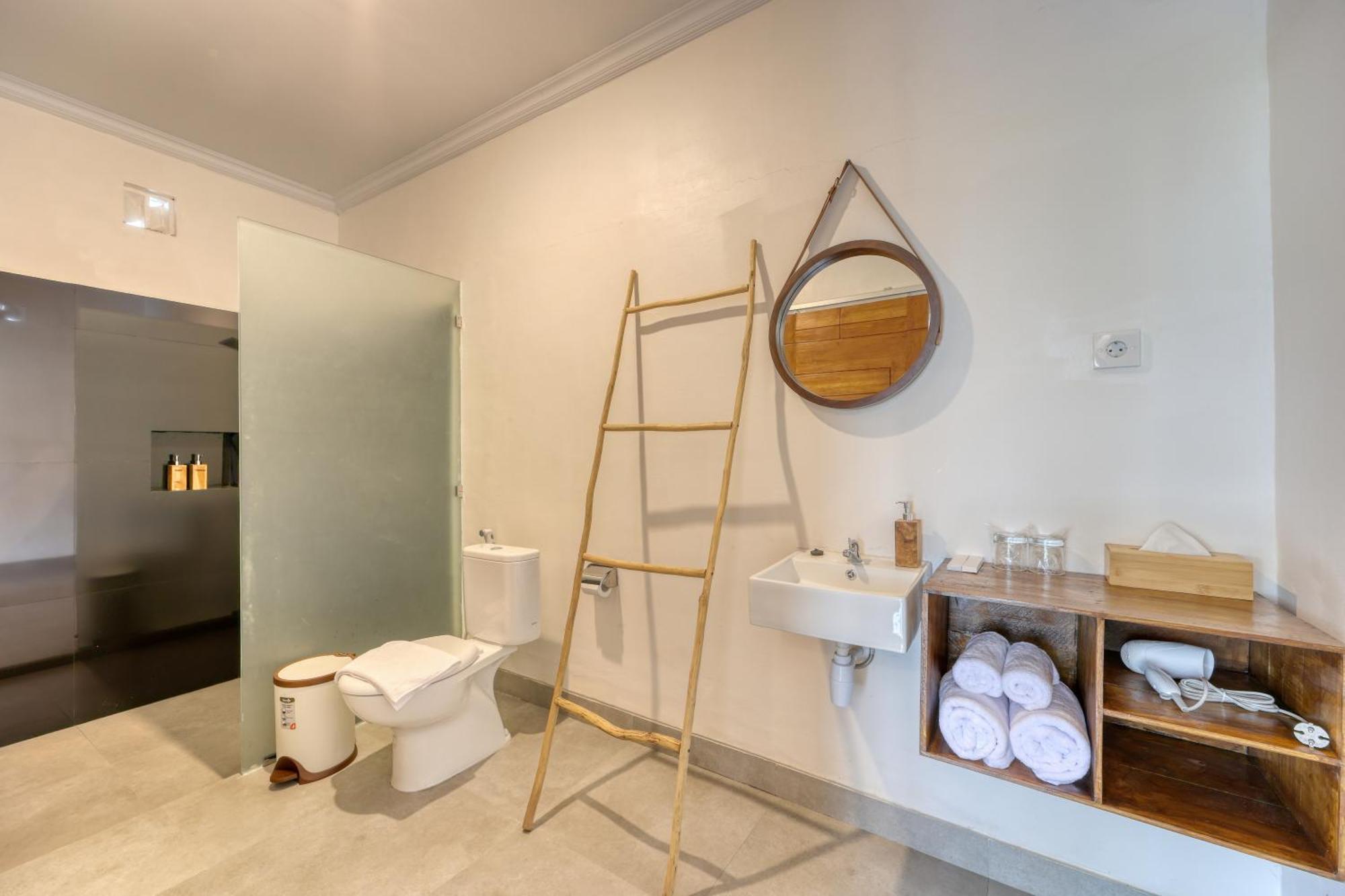 Kelingking Puri Suci Villa Batumadeg Екстериор снимка